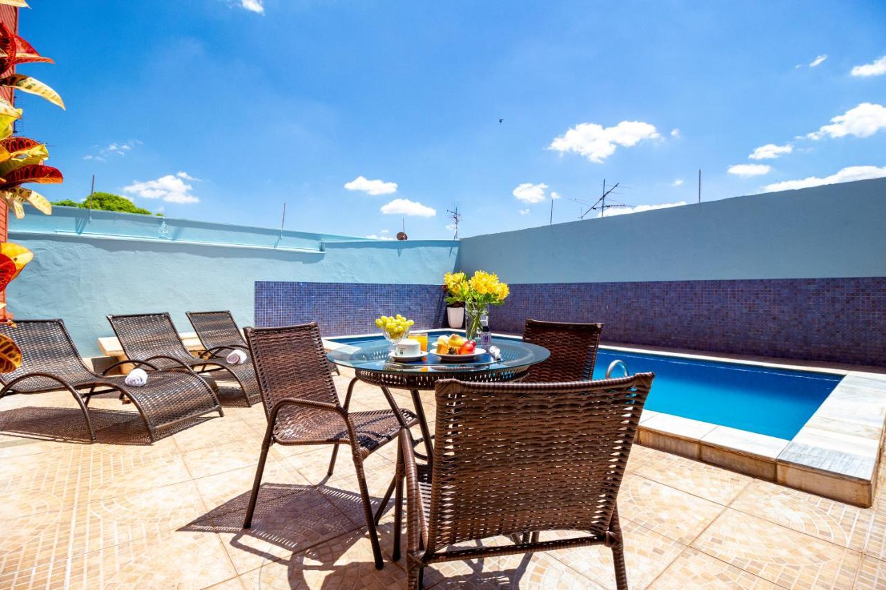 Hotel Dan Inn Barretos By Nacional Inn Esterno foto