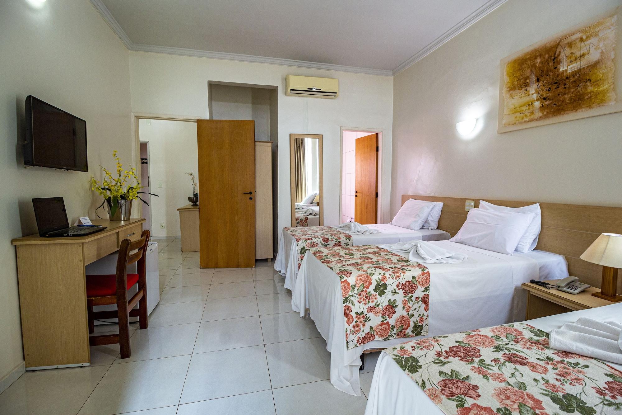 Hotel Dan Inn Barretos By Nacional Inn Esterno foto