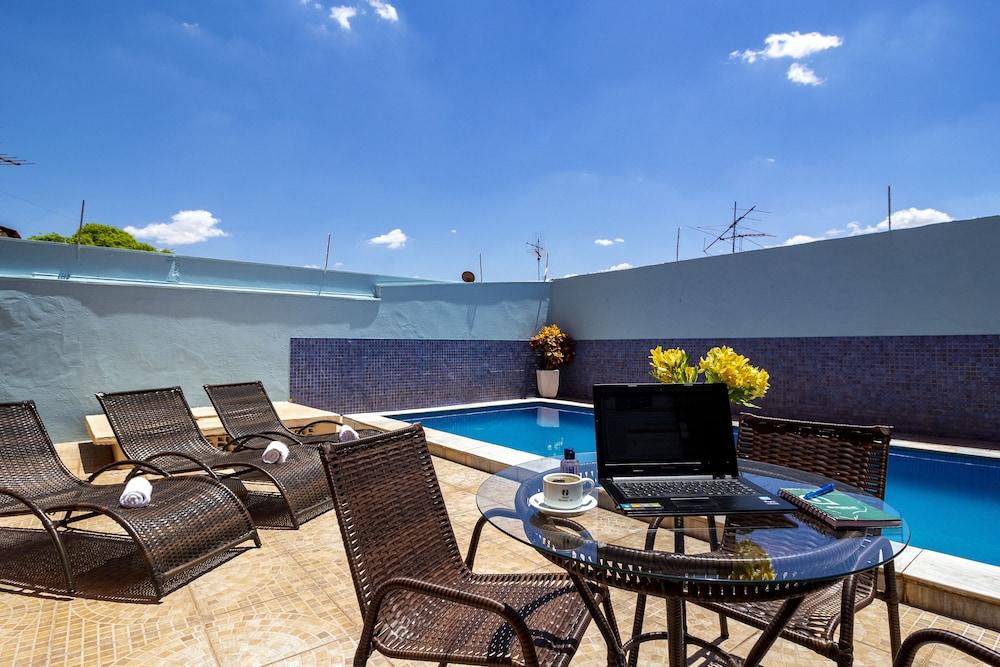 Hotel Dan Inn Barretos By Nacional Inn Esterno foto