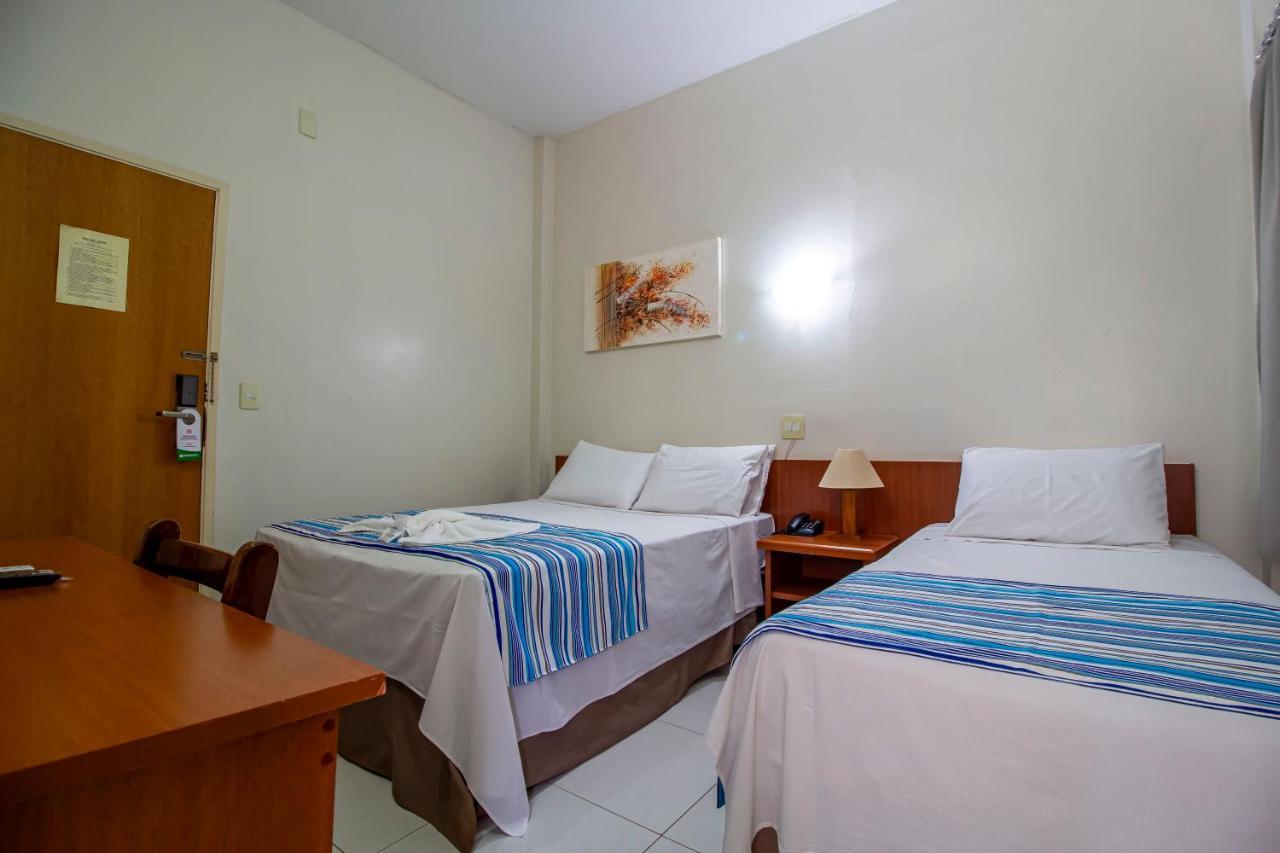 Hotel Dan Inn Barretos By Nacional Inn Esterno foto