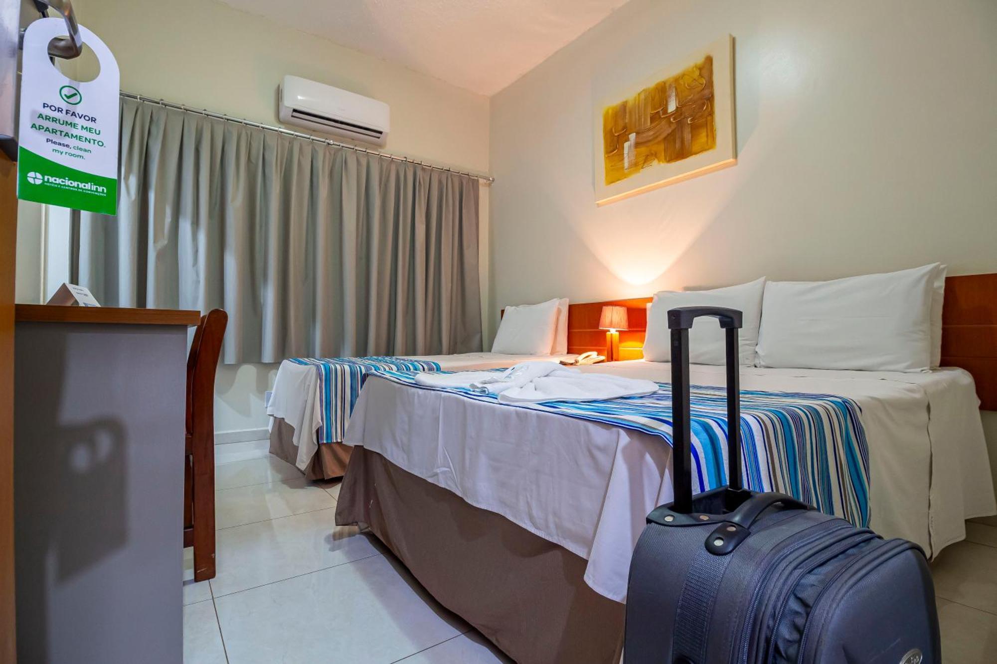Hotel Dan Inn Barretos By Nacional Inn Esterno foto