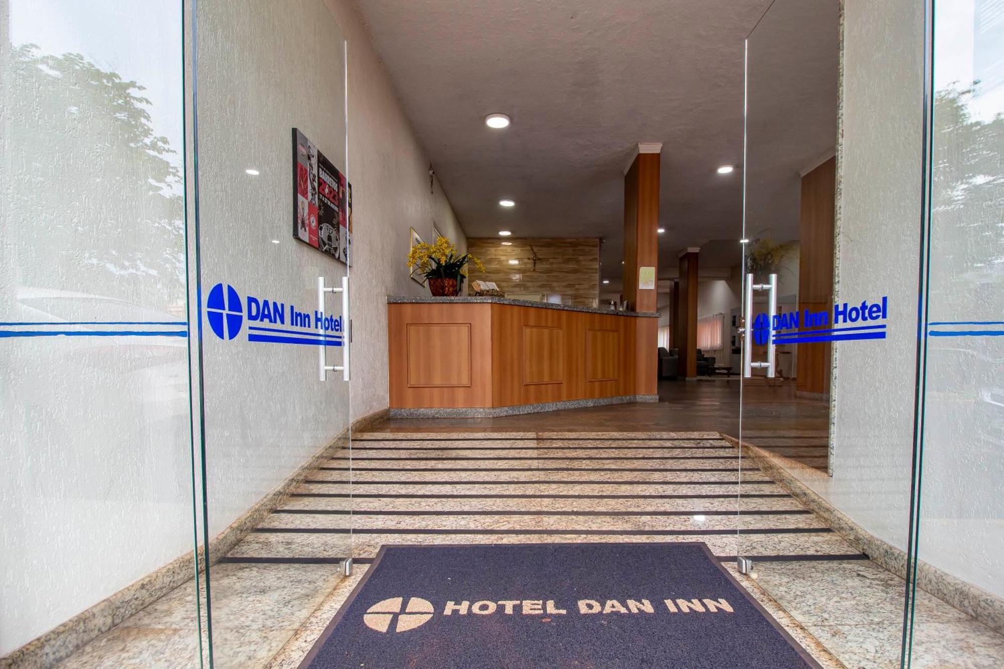 Hotel Dan Inn Barretos By Nacional Inn Esterno foto